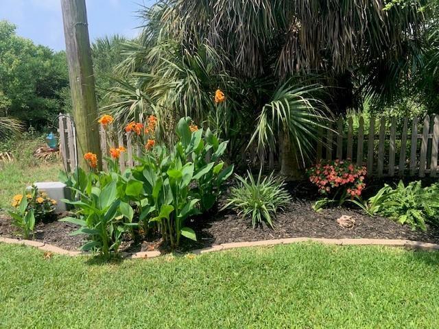 Building Photo - 4111 Isla Del Sol Dr