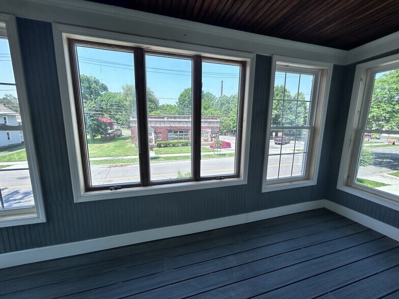 New 3 Season Porch - 31 Dix Ave