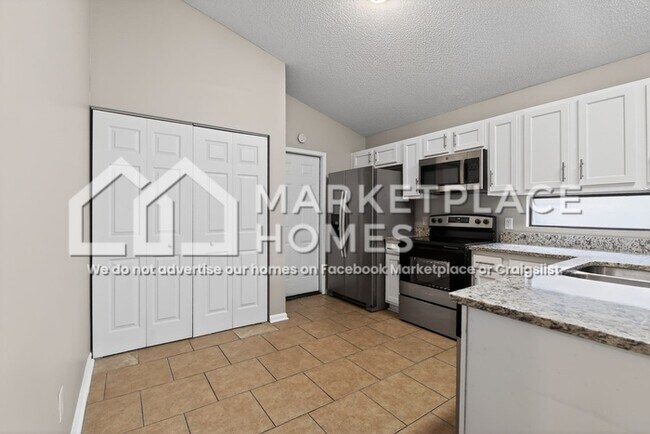 Building Photo - 1280 Independence Dr