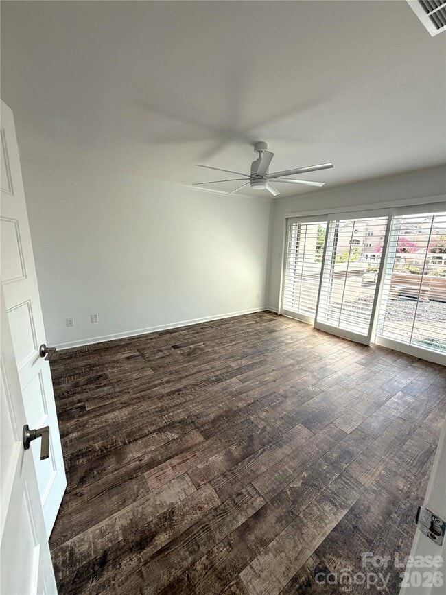 Building Photo - 646 Portside Dr