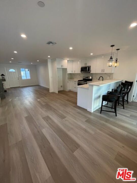 Building Photo - 4522 Mammoth Ave