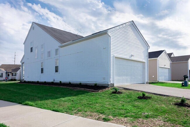 Building Photo - 5630 Alliance Way