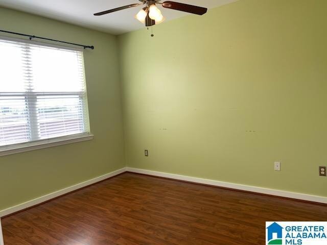 Building Photo - 401 20th St S