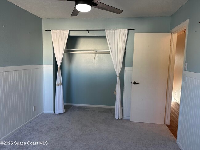 Building Photo - 56 Emerald Ct