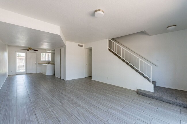 Building Photo - Brand new floor