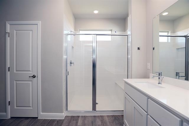 Building Photo - 708 Castlebar Ct