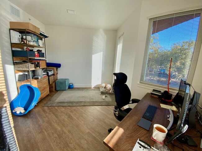 2nd Bedroom - 3275 Peralta St