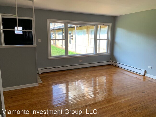 Building Photo - 4329 W 95th St