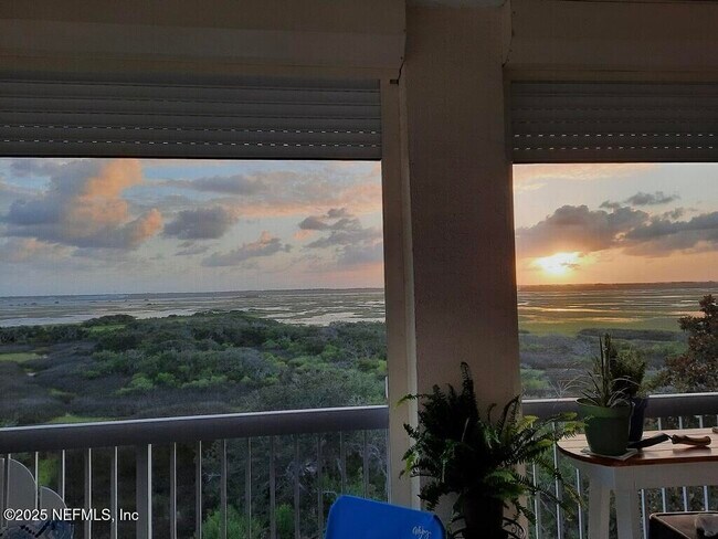 Building Photo - 425 S Ocean Grande Dr