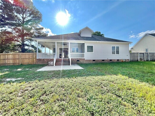 Building Photo - 108 Canyon Ct