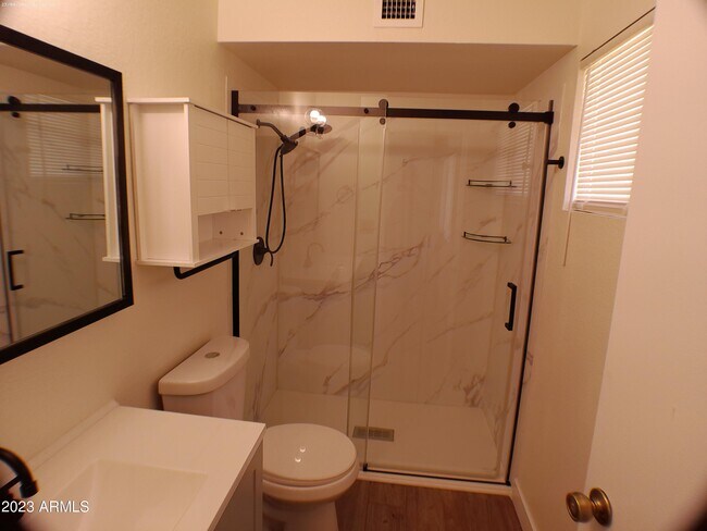 Building Photo - 5226 N 71st Ave