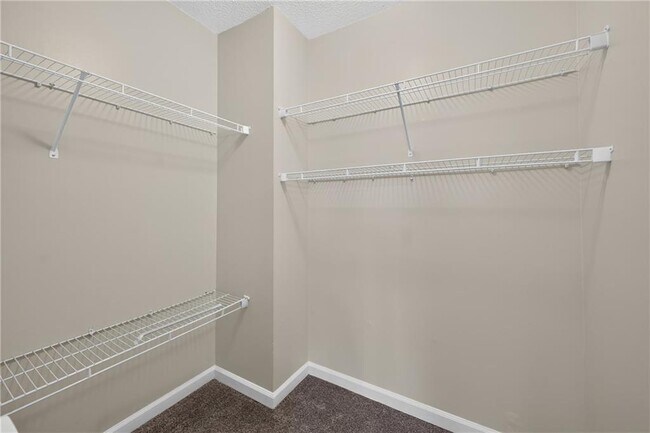 Building Photo - 1471 Riverrock Trail SW