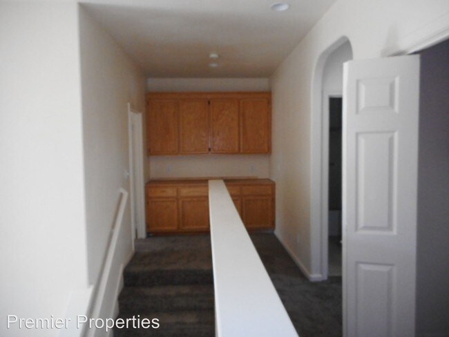 Building Photo - 4 br, 3 bath House - 4693 W Naomi Way