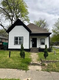 Building Photo - 1621 S State St