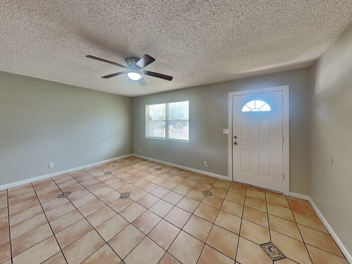 Building Photo - 5608 Moret Dr E