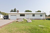 Building Photo - C214AR