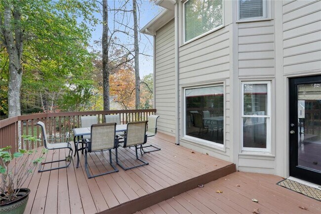 Building Photo - 3520 Billingsley Dr