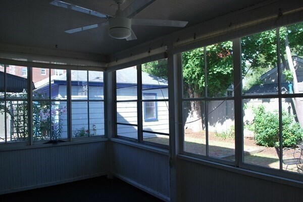 Building Photo - 102 Lothrop St