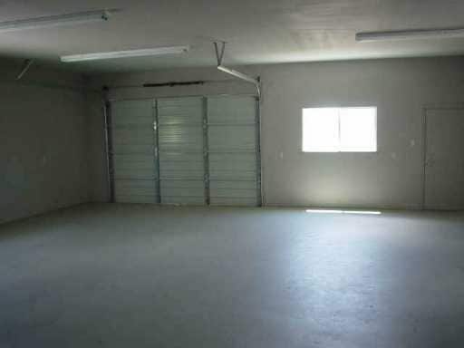 Building Photo - 15605 Connie St