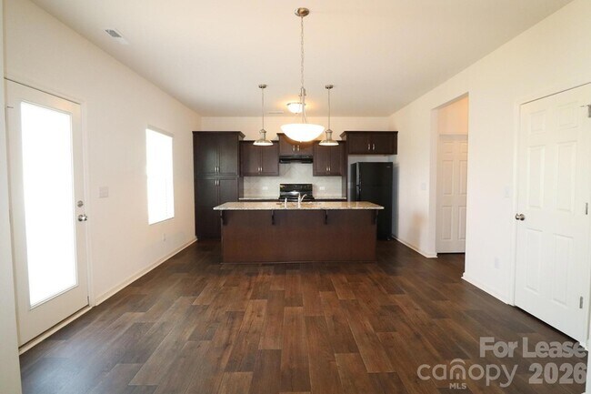 Building Photo - 1116 Millbridge Rd