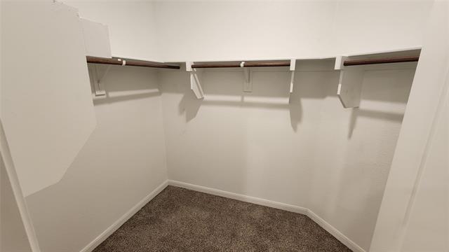 Building Photo - 3904 Oak Crk Cir
