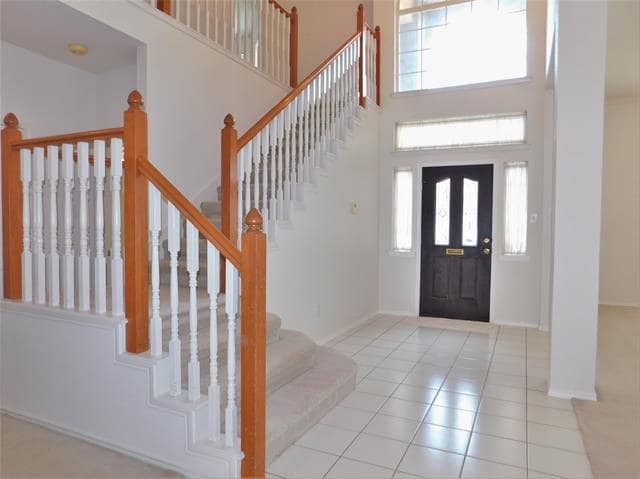 Building Photo - 2432 Shetland Dr