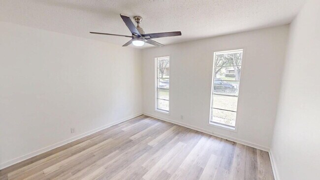 Building Photo - "Charming 3-Bed, 2-Bath Gem with 1,654 Sq Ft of Comfort in Temple, TX!"