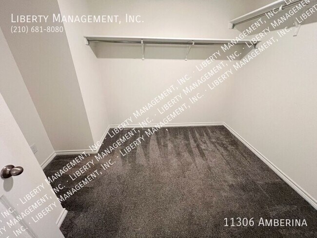 Building Photo - 11306 Amberina-