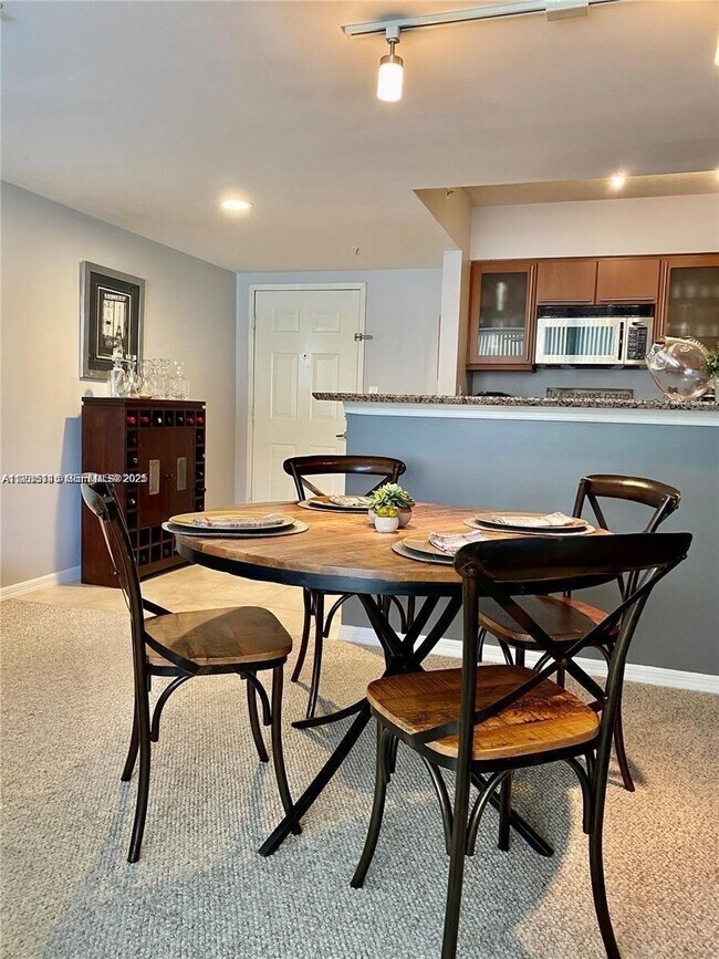 Building Photo - 2080 S Ocean Dr