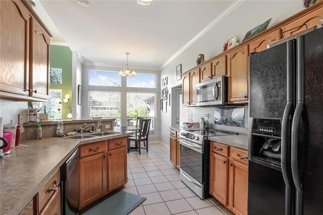 Building Photo - 712 Homewood Dr