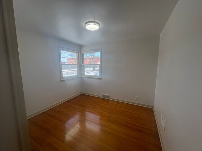 Building Photo - Click the “Apply Now” button or email wapmrentals@gmail.com for a prompt response.