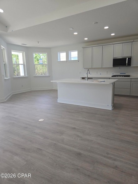 Building Photo - 9535 Escape Ave