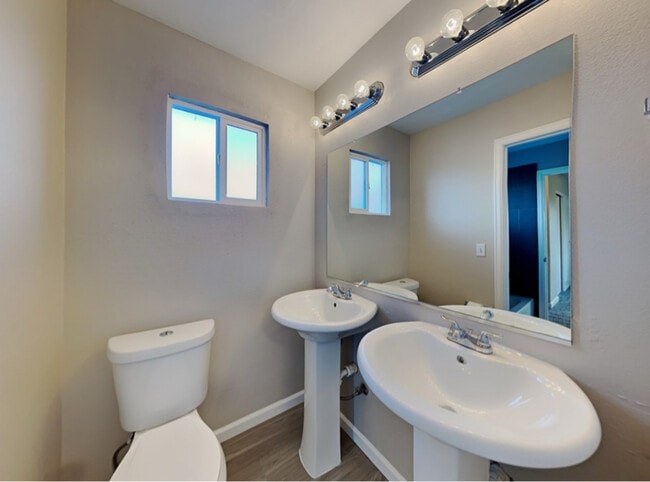 Building Photo - 4107 S Lewiston Cir