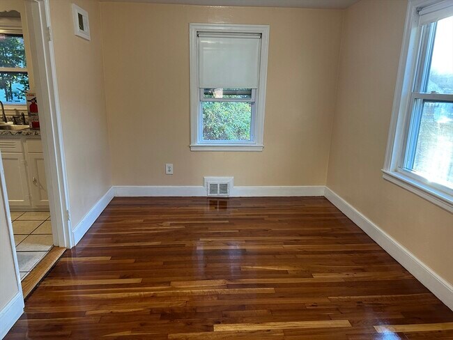 Building Photo - 3 Arborcrest Terrace
