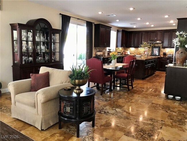 Building Photo - 1169 Midori St