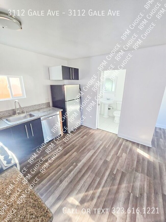 Building Photo - 3112 Gale Ave