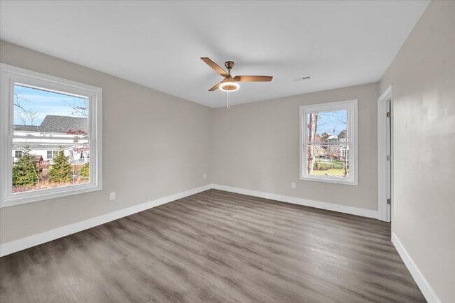 Building Photo - 15401 Adelay Ct