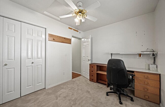 Building Photo - 803 Coopers Ct