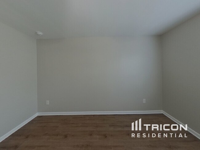 Building Photo - 941 Lynnview Ct