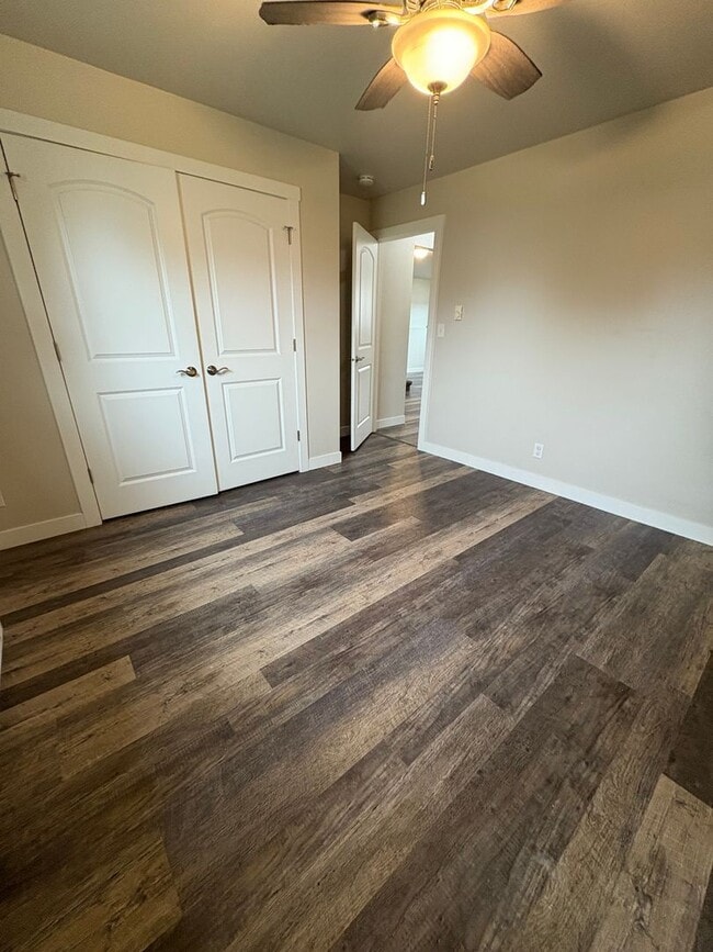 Building Photo - JCP - 04 -Terrace Dr