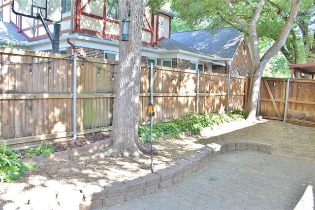 Building Photo - 6910 Casa Loma Ave