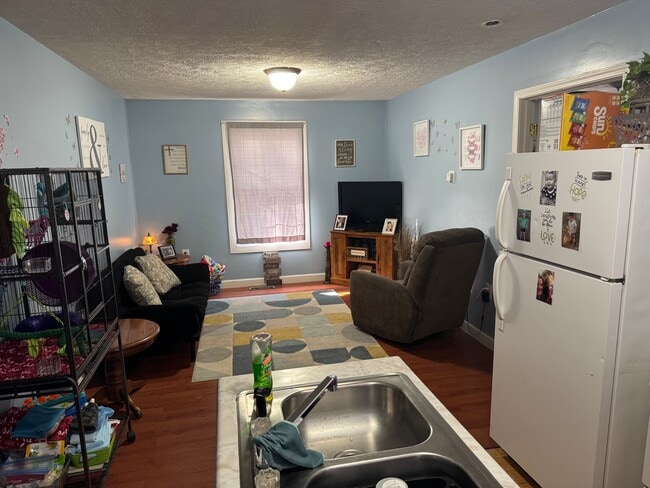 Building Photo - 199 Ricedale Cir