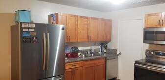 Building Photo - 5700 NW 28th St