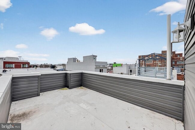 Building Photo - 2542 Arcadia St