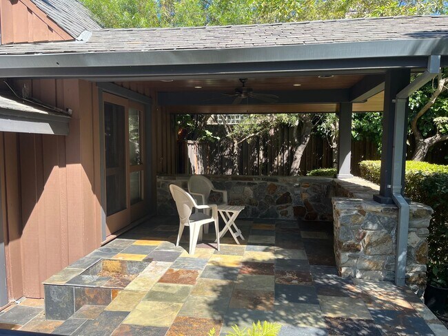 Building Photo - Luxury Furnished Monte Sereno Estate | Short-Term Executive Lease | Resort-Style Living