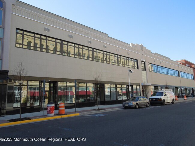 Building Photo - 550 Cookman Ave