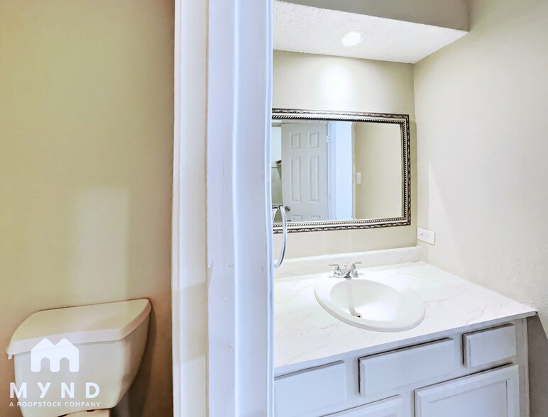 Building Photo - 3226 63rd St