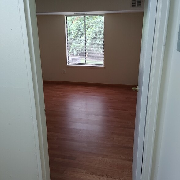 Building Photo - 23 Fargo Ct