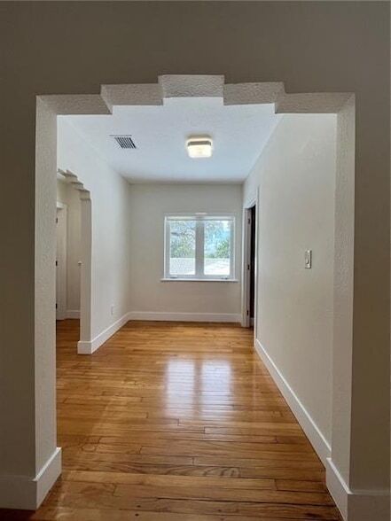 Building Photo - 2356 SW 16th Ave