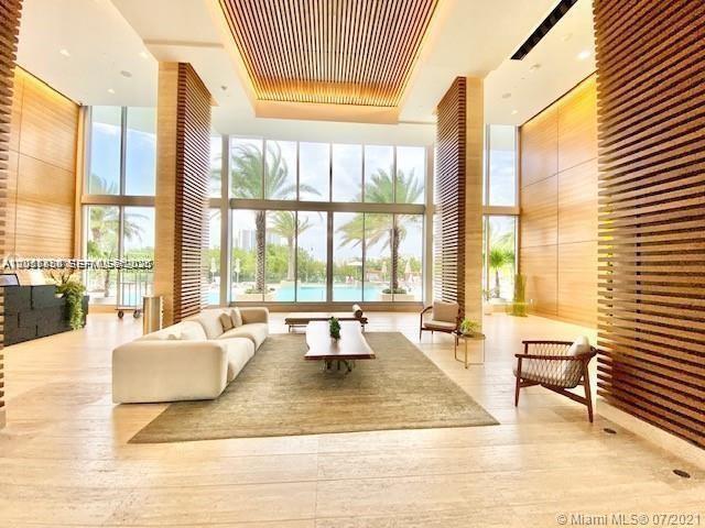Building Photo - 16385 Biscayne Blvd